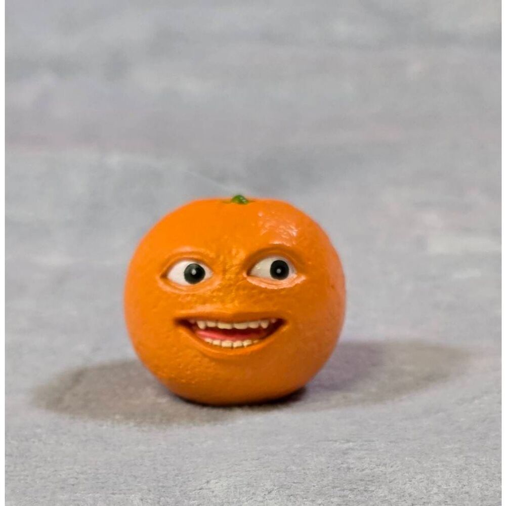 Annoying Orange mini kitchen crew figure